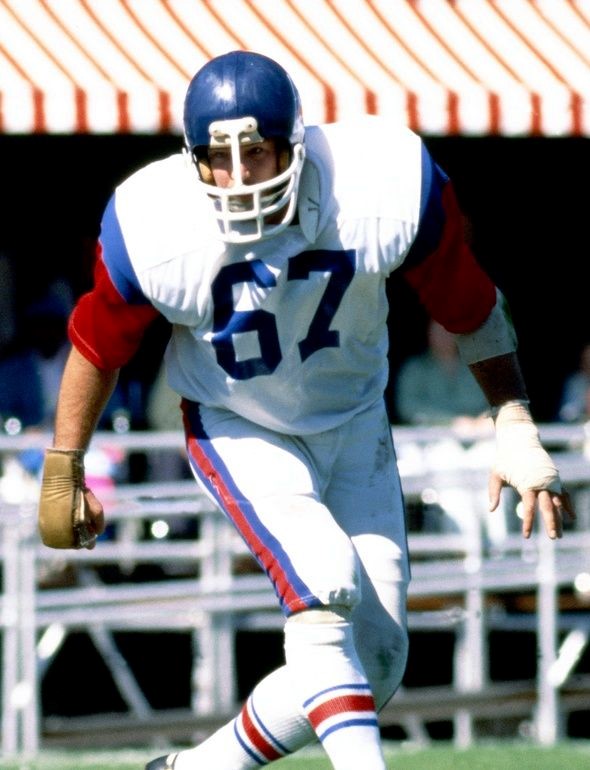 This image has an empty alt attribute; its file name is yochum-.jpg