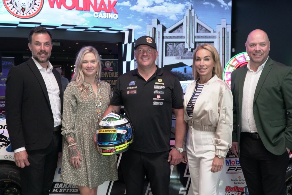 Cette image a un attribut alt vide ; le nom du fichier est casino-wolinak-et-dumoulin-gp3r.jpg